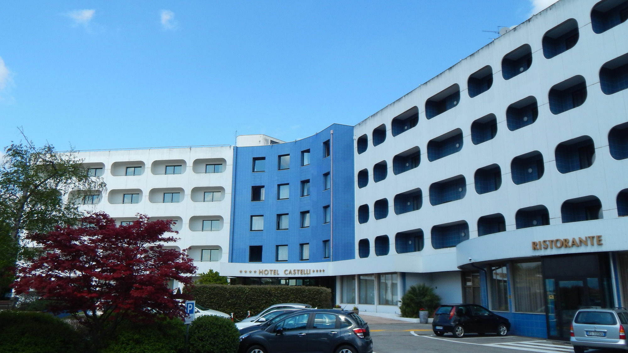 Hotel & Residence Castelli Монтекио Маджоре Екстериор снимка